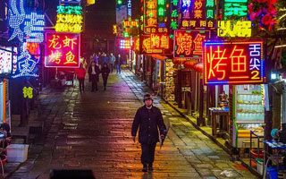 中航門楣彩：助力夜市地攤屏！